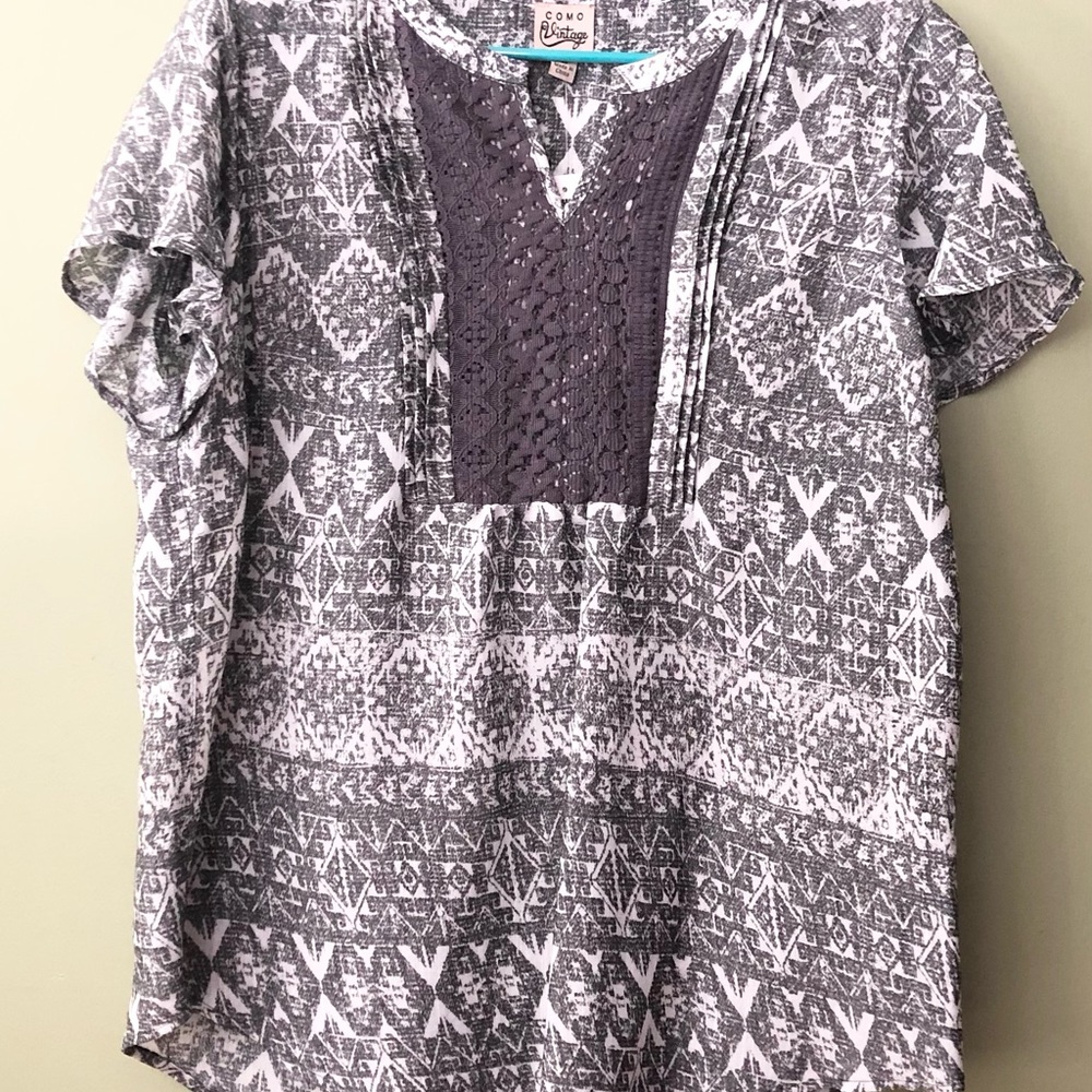 Women Como vintage shirt